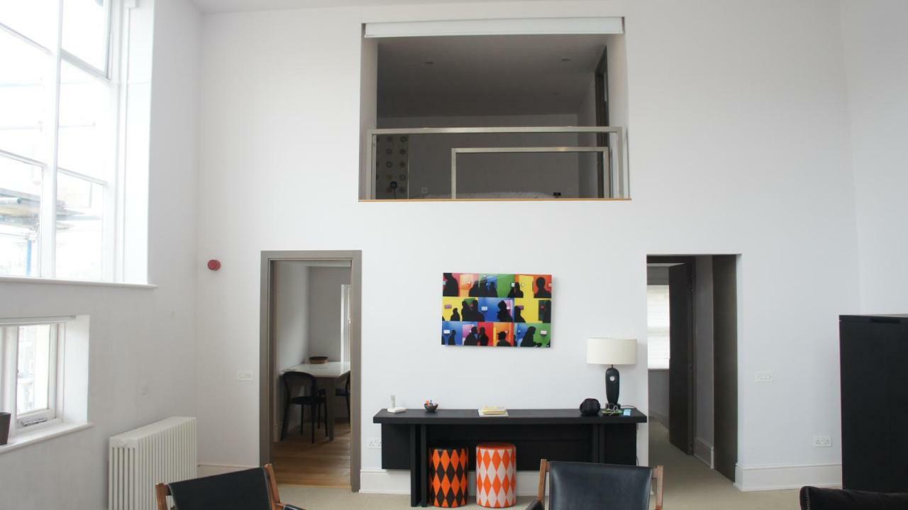 The Mezzanine